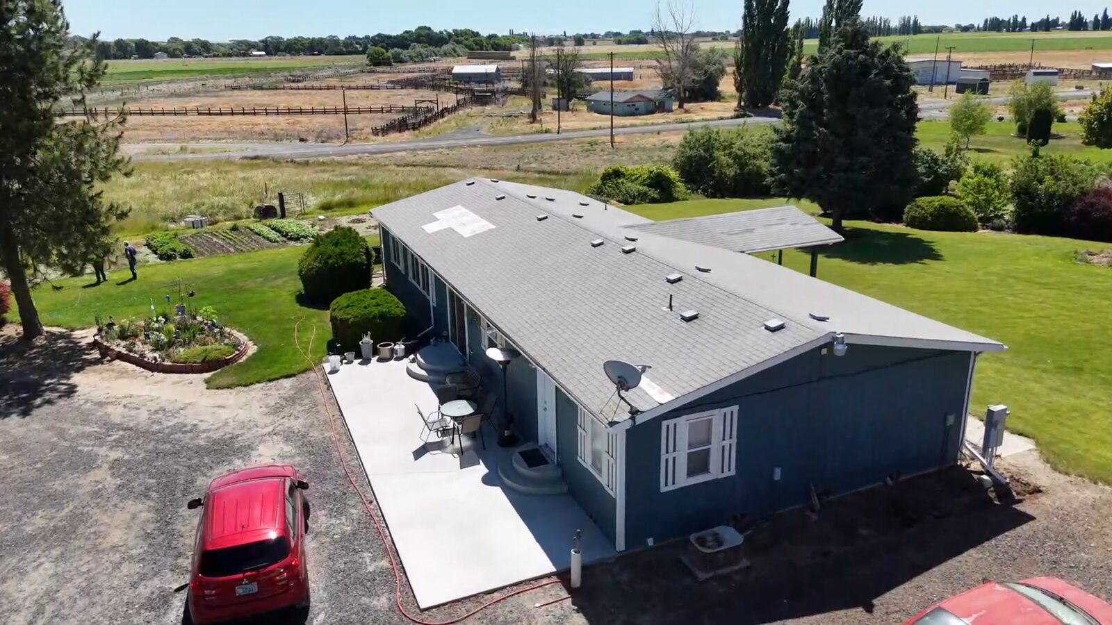 Aging roof before replacement